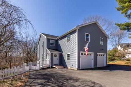 72 Woodbury Avenue