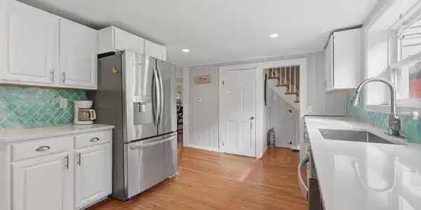 Image 4: Kitchen Image 4: Kitchen