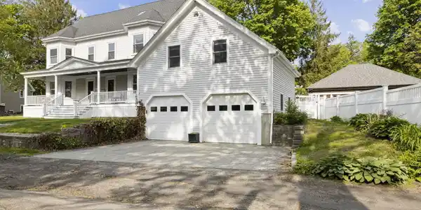78 Lawrence