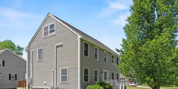21 Dows Lane