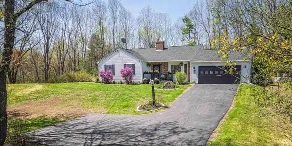 106 Varney Road