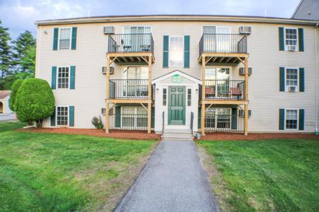 1702 White Cedar Boulevard