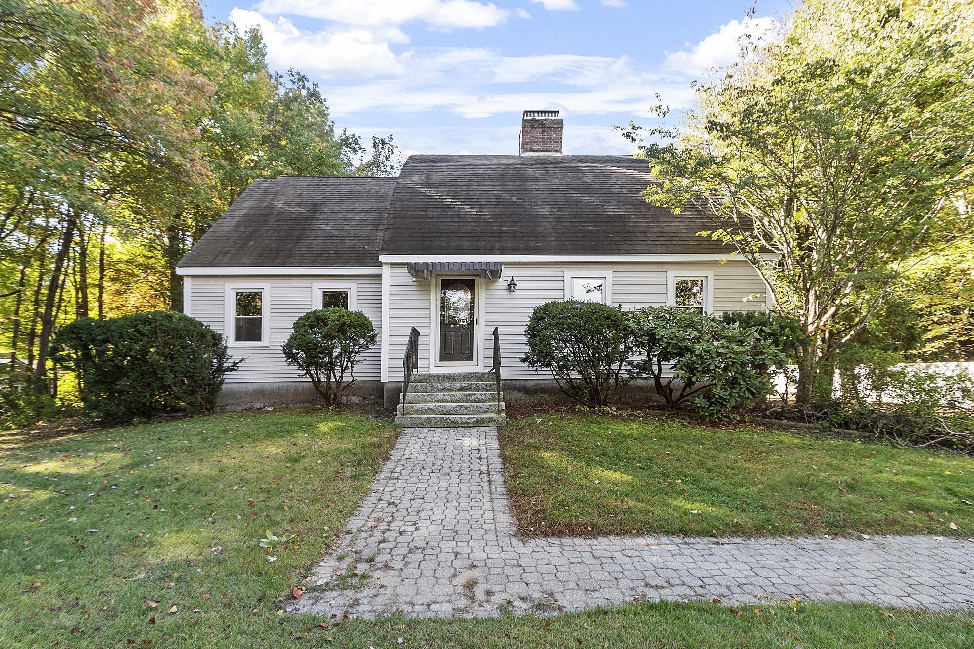 Image 1: Exterior Front