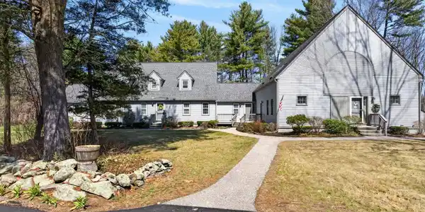 99 Glengarry Drive