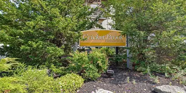 93 Henry Law Avenue