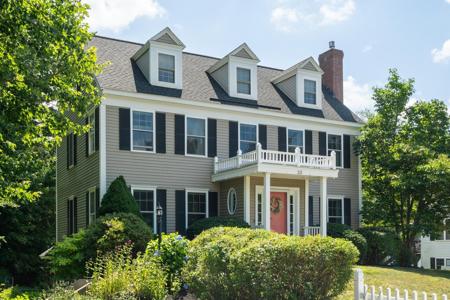 23 Greenleaf Drive