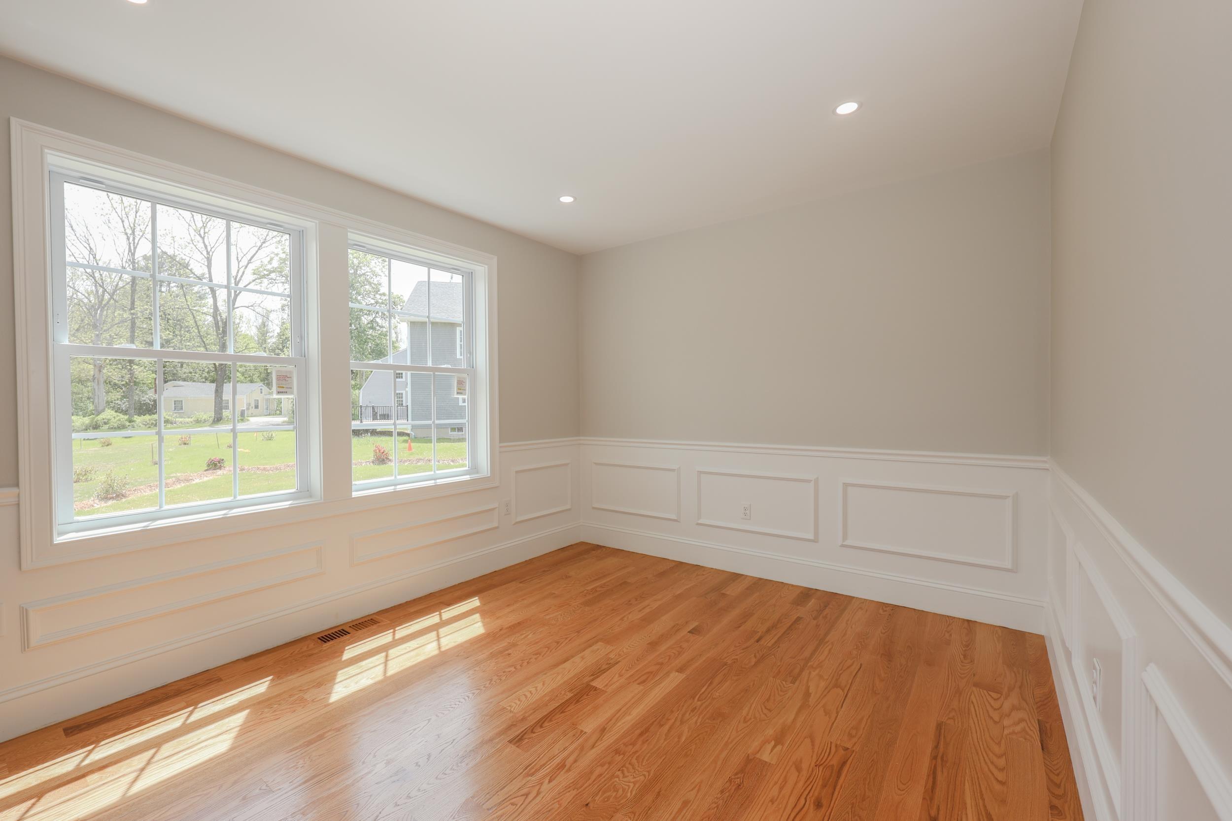 Image 3: Near front entry