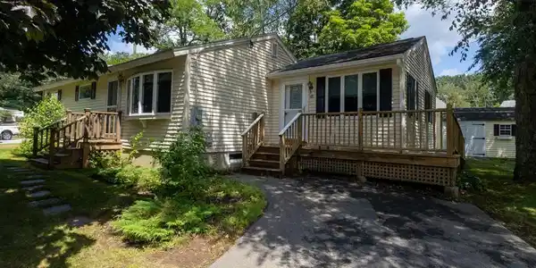 48 Spruce Lane