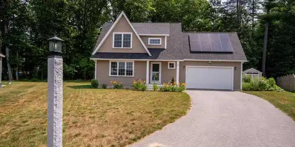 20 Beaumont Drive