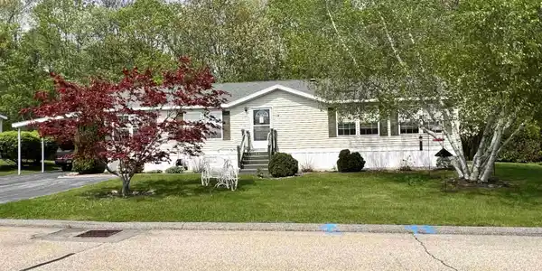 34 Constitution Way
