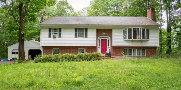 12 Sunnyside Drive