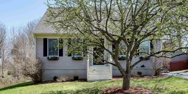 13 Cobble Hill Drive