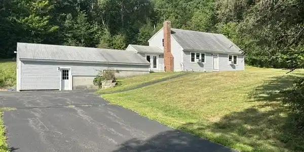26 Bunker Hill Avenue
