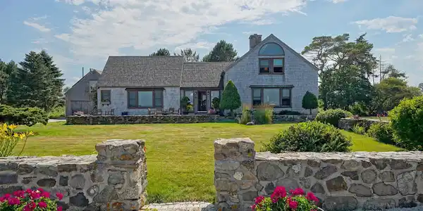 106 Harbor Road