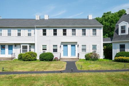 320 Portsmouth Avenue