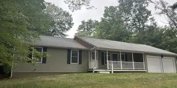 8 Woodridge Lane