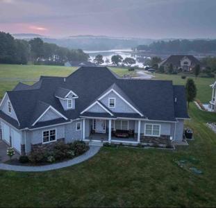 25 Fosters Drive