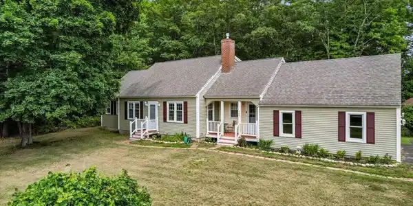 144 Packers Falls Road