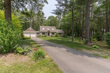 77 Schanda Drive