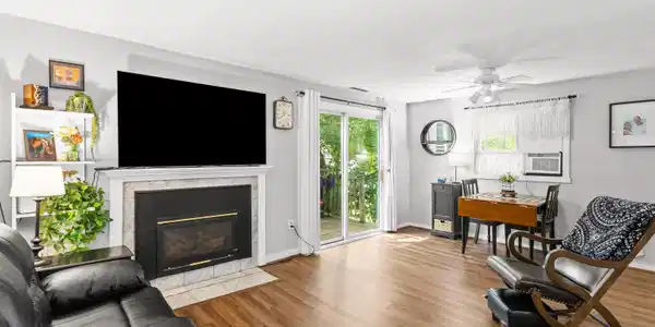 98 Henry Law Avenue