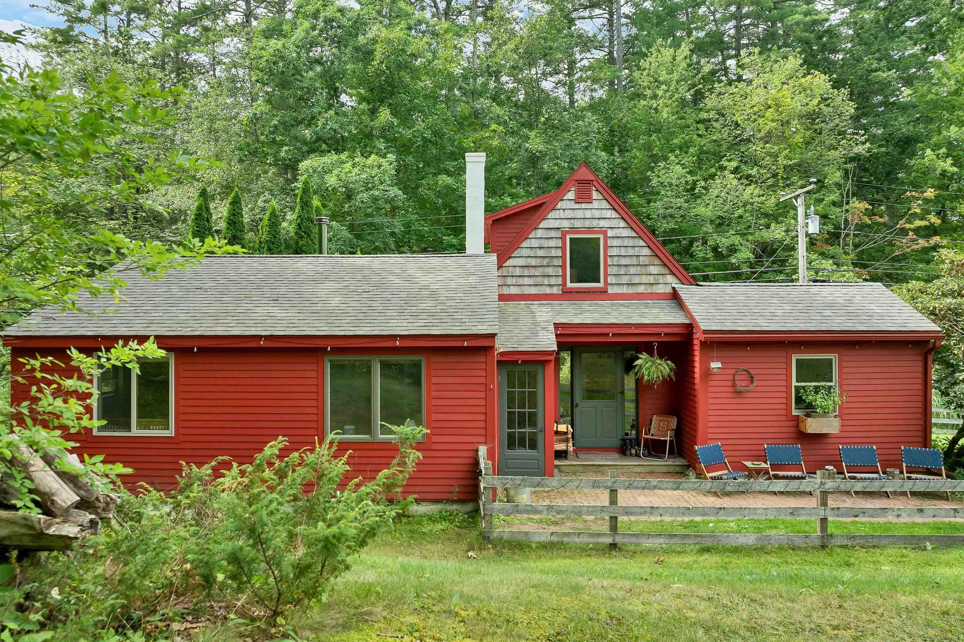 Image 1: Welcome to 170 Packers Falls! Image 1: Welcome to 170 Packers Falls!