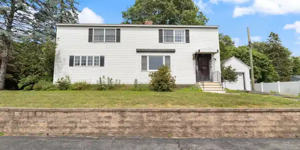 260 Meadow Road