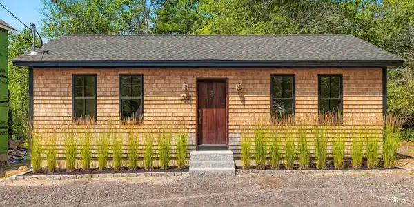 22 Pioneer Road