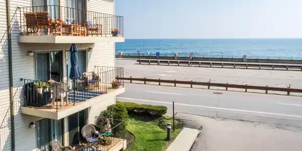 463 Ocean Boulevard