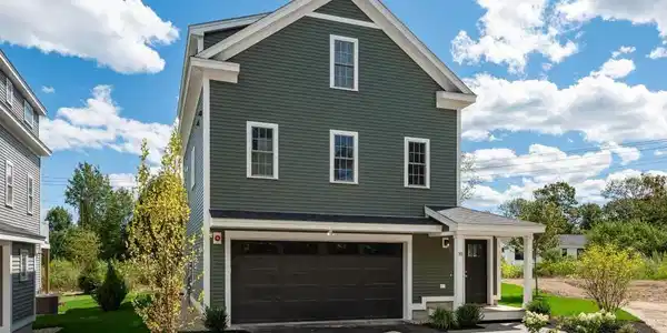 19 Eden Lane