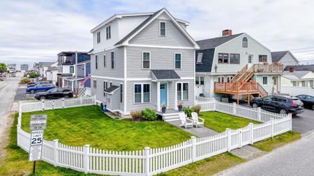 352 Portsmouth Avenue