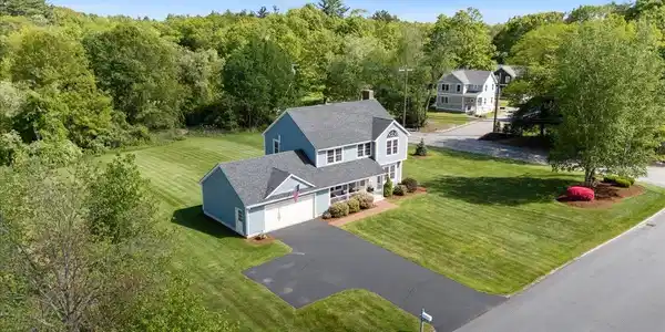 3 Corbin Drive