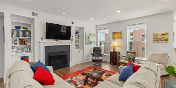 50 Maplewood Avenue