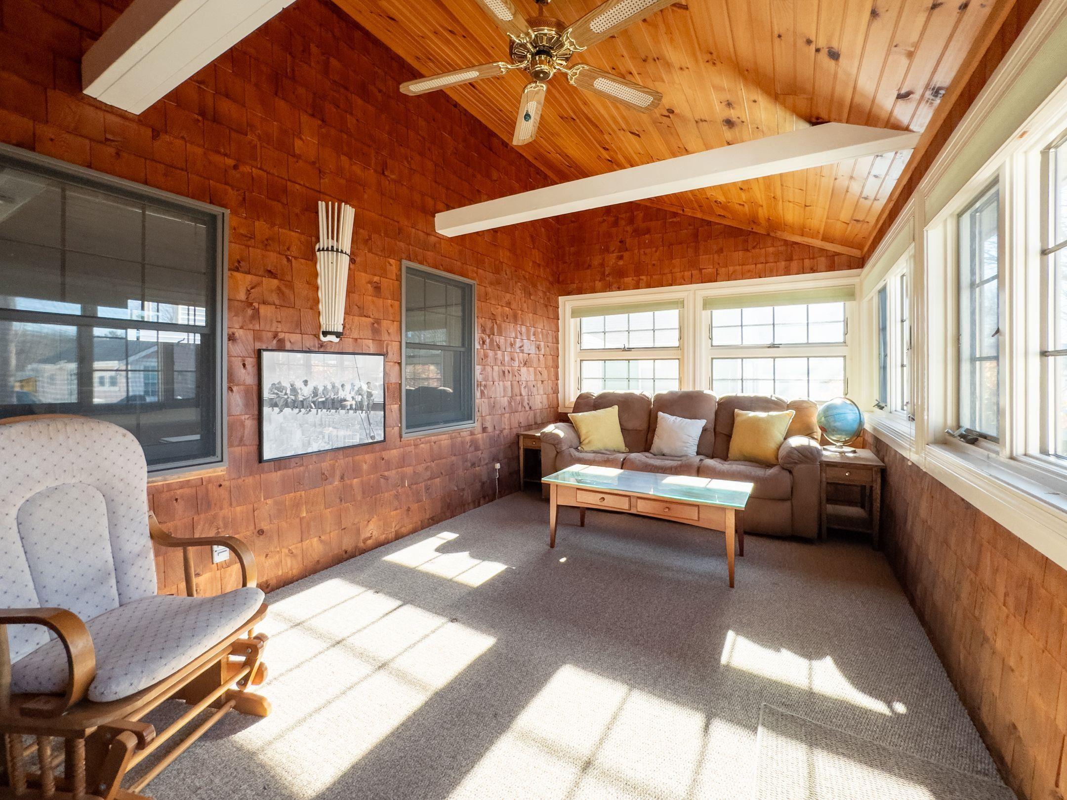 Image 4: Living room provides great light
