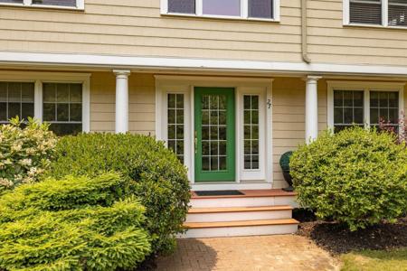 27 Chisholm Farm Drive