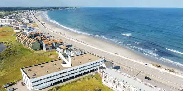567 Ocean Boulevard