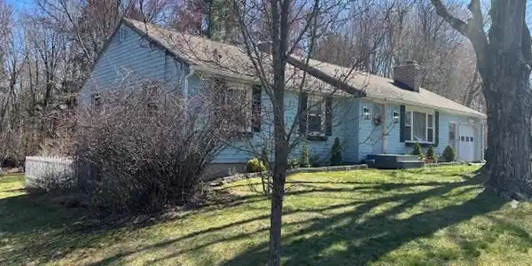 19 Westwood Circle