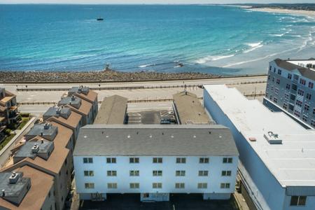 449 Ocean Boulevard