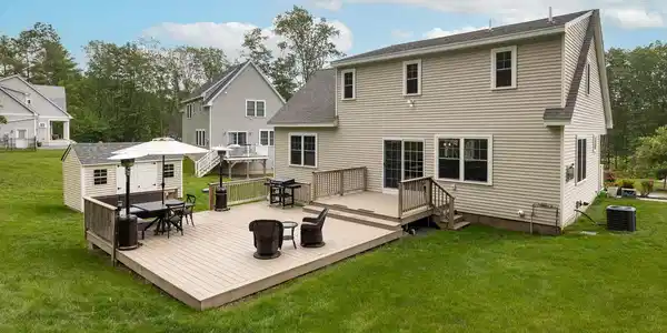 16 Boulder Drive