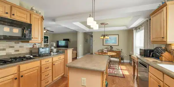 Image 4 Image 4