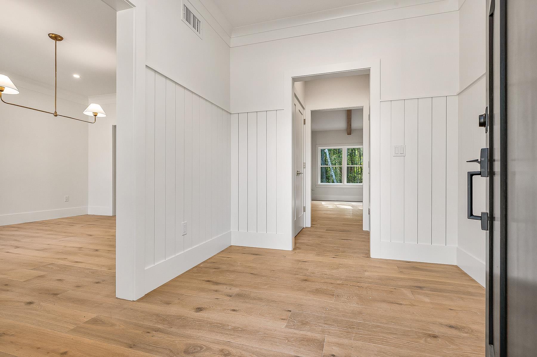 Image 3: Photo of similar home by builder