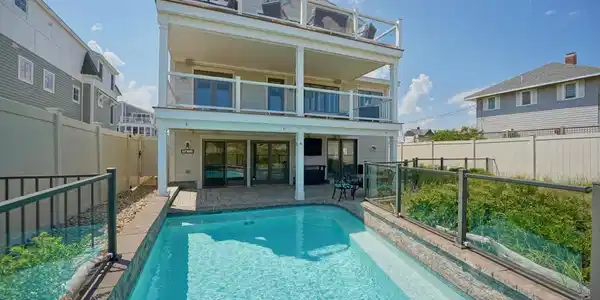 126 Ocean Boulevard