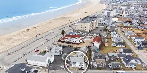 359 Ocean Boulevard
