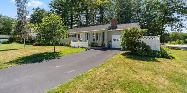 26 Van Buren Avenue