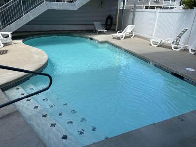18 Ocean Boulevard