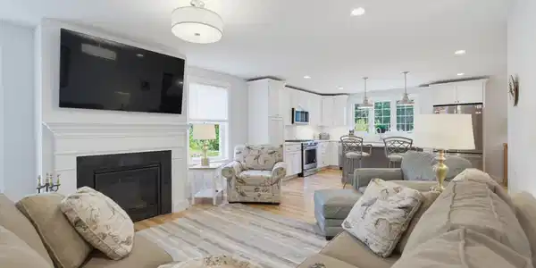 Image 3: Gas Fireplace Image 3: Gas Fireplace