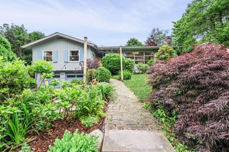 4 Sauer Terrace
