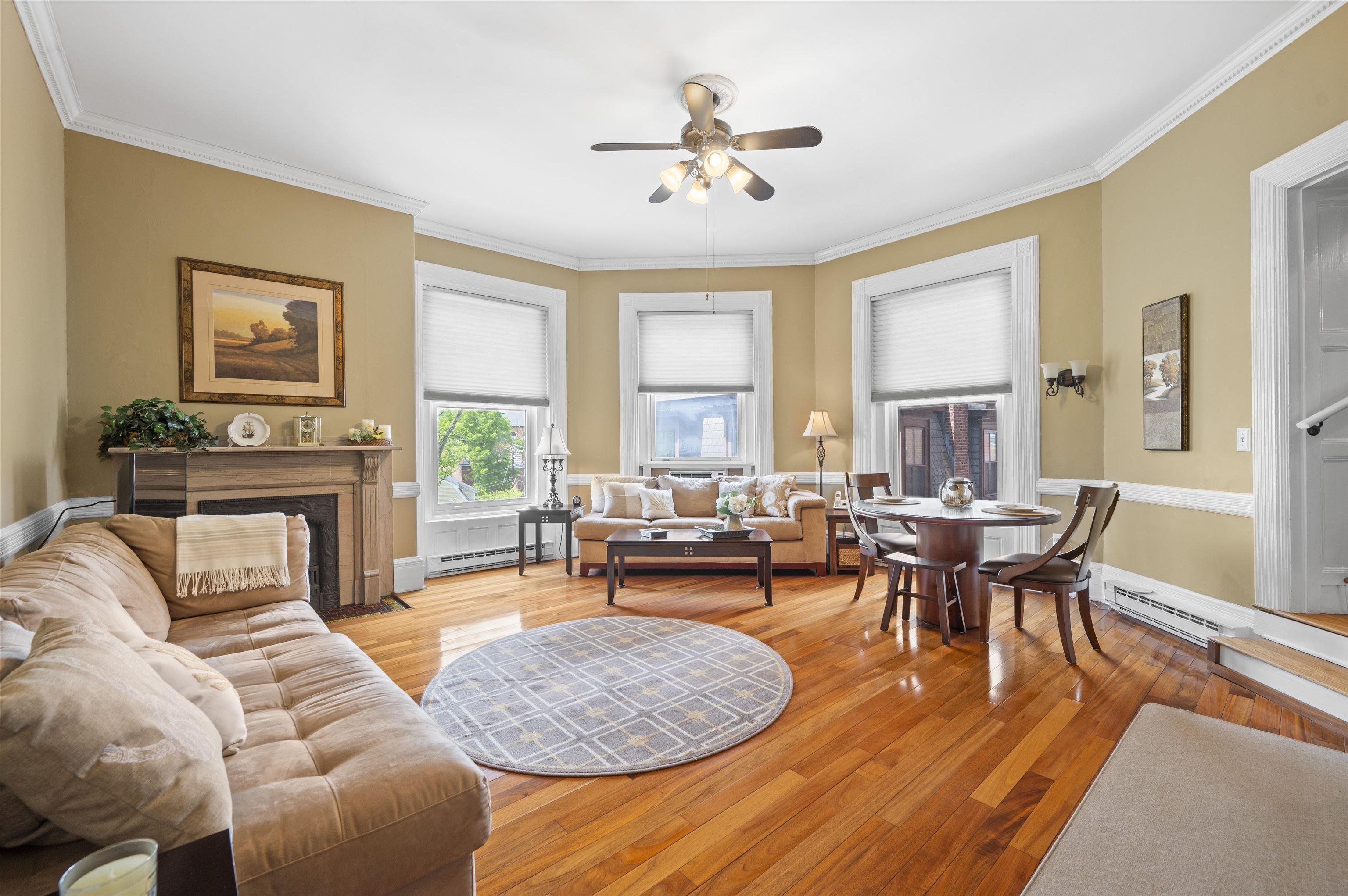 Image 3: Great Room Image 3: Great Room