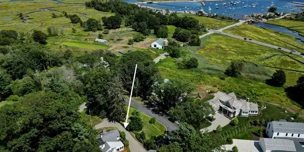 288 Harbor Road