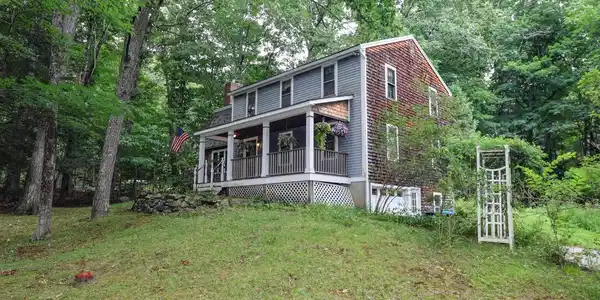 16 Meserve Road
