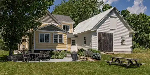 319 Piscassic Road